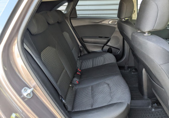 Подержанный автомобиль Kia Ceed Hatchback 2019 года (12 фото)