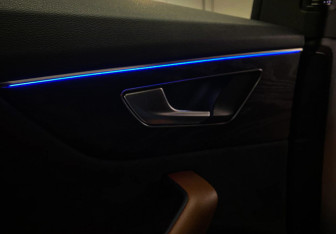 Подержанный автомобиль Audi Q8 2018 года (13 фото)