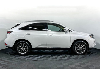 Подержанный автомобиль Lexus RX 2014 года (4 фото)