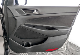 Подержанный автомобиль Hyundai Tucson 2018 года (24 фото)