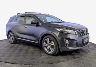 Подержанный автомобиль Kia Sorento 2018 года (3 фото)