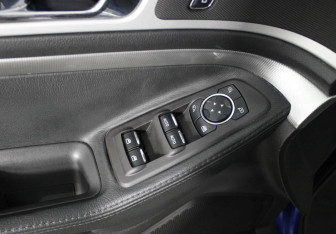 Подержанный автомобиль Ford Explorer 2014 года (9 фото)