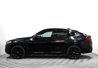 Подержанный автомобиль BMW X4 2021 года (8 фото)