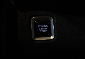 Подержанный автомобиль Geely Okavango 2023 года (24 фото)