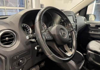 Подержанный автомобиль Mercedes-Benz Vito 2018 года (14 фото)