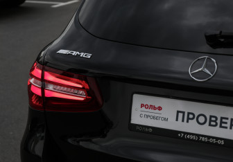 Подержанный автомобиль Mercedes-Benz GLC AMG 2016 года (27 фото)