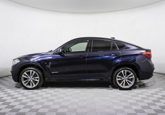 Подержанный автомобиль BMW X6 2015 года (8 фото)