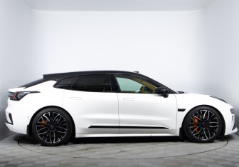 Подержанный автомобиль Zeekr 001 2024 года (4 фото)