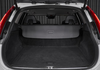 Подержанный автомобиль Volvo XC60 2017 года (6 фото)