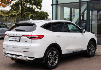 Подержанный автомобиль Haval F7 2020 года (4 фото)