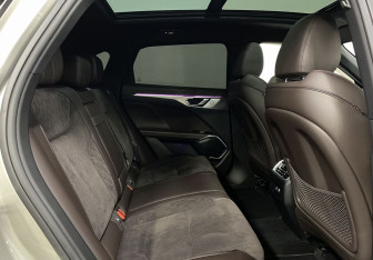 Подержанный автомобиль Wey 05 2023 года (29 фото)