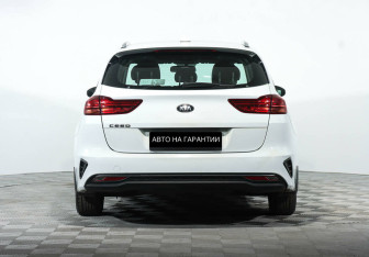 Подержанный автомобиль Kia Ceed Wagon 2019 года (4 фото)
