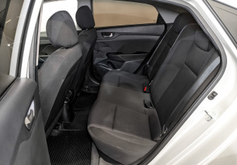 Подержанный автомобиль Hyundai Solaris Sedan 2019 года (12 фото)