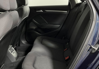 Подержанный автомобиль Audi A3 Sedan 2016 года (10 фото)