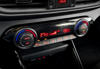 Подержанный автомобиль Kia Cerato Sedan 2020 года (26 фото)