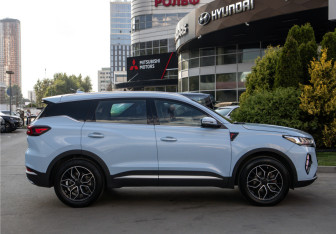 Подержанный автомобиль Chery Tiggo 7 Pro Max 2022 года (3 фото)