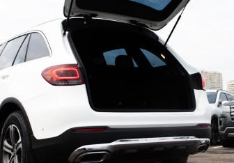 Подержанный автомобиль Mercedes-Benz GLC Coupe 2022 года (15 фото)