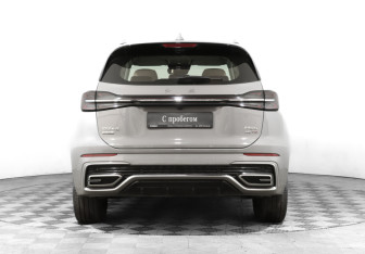 Подержанный автомобиль Hongqi HS5 2023 года (6 фото)