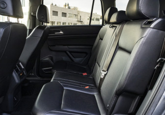 Подержанный автомобиль Volkswagen Teramont 2019 года (15 фото)