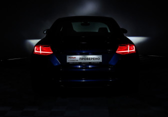 Подержанный автомобиль Audi TT Coupe 2014 года (21 фото)