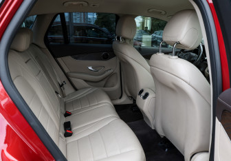 Подержанный автомобиль Mercedes-Benz GLC Coupe 2015 года (11 фото)