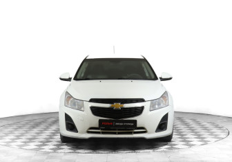 Подержанный автомобиль Chevrolet Cruze Sedan 2014 года (2 фото)
