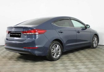 Подержанный автомобиль Hyundai Elantra Sedan 2016 года (3 фото)