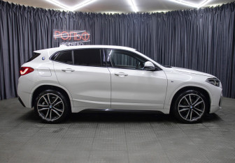 Подержанный автомобиль BMW X2 2019 года (4 фото)