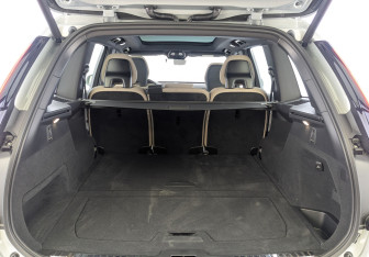 Новый Volvo XC90 2025 (8 фото)