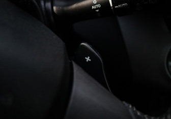 Подержанный автомобиль Toyota RAV4 2010 года (18 фото)