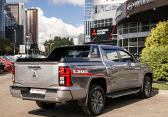 Новый Mitsubishi L200 2025 (6 фото)