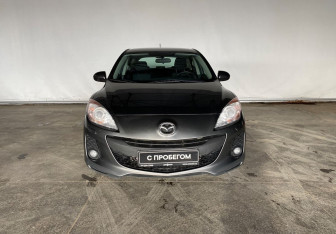 Подержанный автомобиль Mazda 3 Hatchback 2013 года (2 фото)