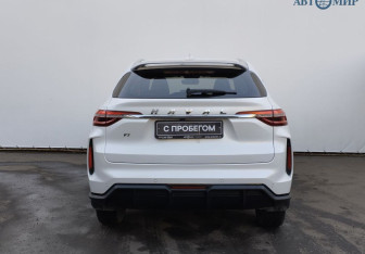 Подержанный автомобиль Haval F7 2022 года (7 фото)