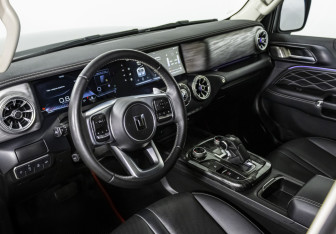 Подержанный автомобиль Tank 300 2022 года (10 фото)