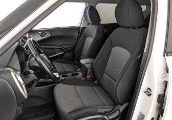 Подержанный автомобиль Kia Soul 2022 года (20 фото)