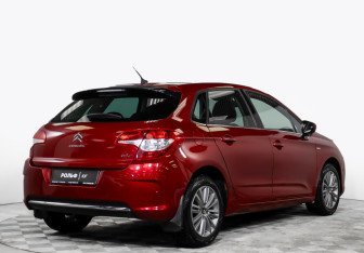 Подержанный автомобиль Citroen C4 Hatchback 2012 года (4 фото)