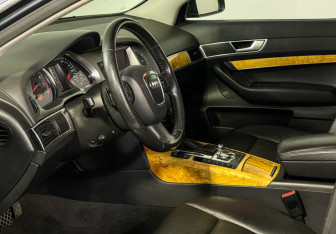 Подержанный автомобиль Audi A6 Sedan 2006 года (10 фото)