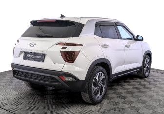 Подержанный автомобиль Hyundai Creta 2021 года (5 фото)