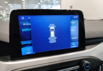 Подержанный автомобиль Ford Focus Wagon 2018 года (14 фото)