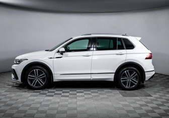 Подержанный автомобиль Volkswagen Tiguan 2021 года (8 фото)