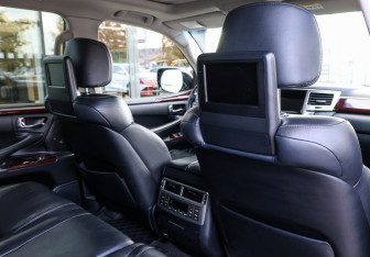 Подержанный автомобиль Lexus LX 2013 года (13 фото)
