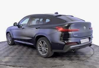 Подержанный автомобиль BMW X4 2020 года (7 фото)