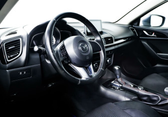 Подержанный автомобиль Mazda 3 Sedan 2013 года (7 фото)