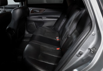 Подержанный автомобиль Nissan Teana 2014 года (10 фото)