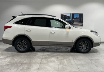 Подержанный автомобиль Hyundai ix55 2011 года (4 фото)