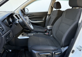 Подержанный автомобиль Changan CS35 2016 года (10 фото)