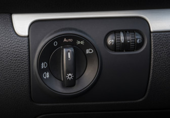 Подержанный автомобиль Volkswagen Eos 2010 года (21 фото)