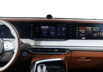 Подержанный автомобиль Voyah Free 2023 года (14 фото)