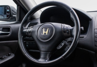 Подержанный автомобиль Honda Accord Sedan 2007 года (15 фото)