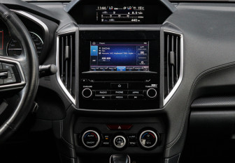 Подержанный автомобиль Subaru XV 2019 года (9 фото)